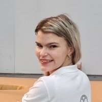 Kim Haus Naken