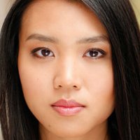 Kim N. Wong Naken