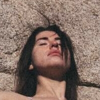 Kimbra Naken