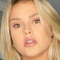 Kinsey Wolanski Naken