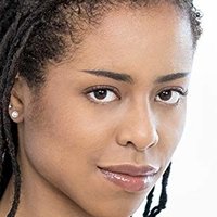 Kira Noir Naken