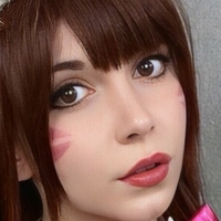 lady_pizza_hug Naken