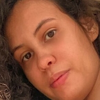 Larissa Duque Naken