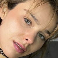 Laura Hegewald Naken