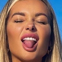 Lauren Laratta Naken