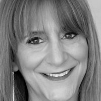 Laurie Gross Naken