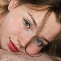 Laury Stomr Naken
