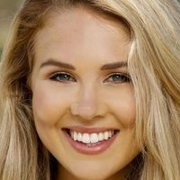 Libby Vincek Naken