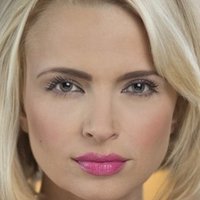 Lindsay Maxwell Naken
