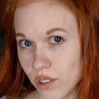 Little Redhead Naken