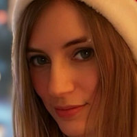 Lory Naken