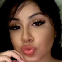 Lucy Luvv Naken