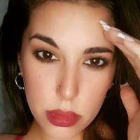 Lujan Flores Naken