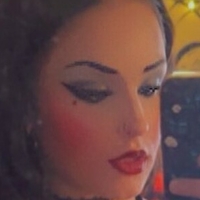 lyndseyunfamous Naken