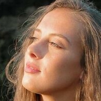 Mackenzie Holton Naken