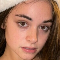 Madalyn Joy Rose Naken