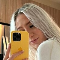 MaddiePriceGold Naken