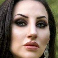 Madeleine Liljestam Naken