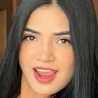 Mariangela Nieves Naken
