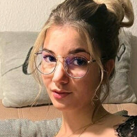 Mariella Fucila Naken
