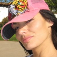 Melissa Puente Naken