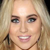 Melissa Reeves Naken