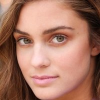Mia Hulen Naken