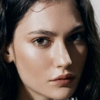 Milana Mikhailus Naken