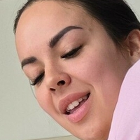 Milja Bee Naken