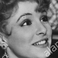 Monique Vita Naken