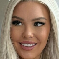 naomisteele Naken