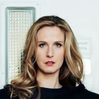 Nathalie Schott Naken