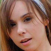 Nature Girl Nat Naken
