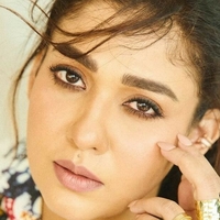 Nayanthara Naken