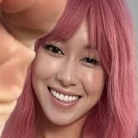 Nicole Isabella Naken