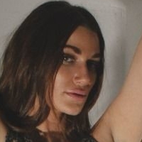 Niia Bertino Naken