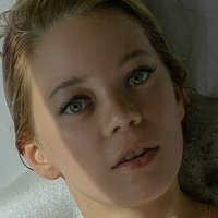open_magazine_sofie Naken