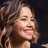 Pamela Flores Naken