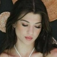 Phoebe Gates Naken