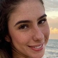 Priscilla Arpini Naken