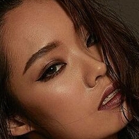 Queenie Lam Naken
