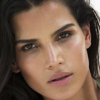 Raica Oliveira Naken