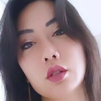Ravenna Tran Naken