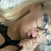 Reginamilla Naken