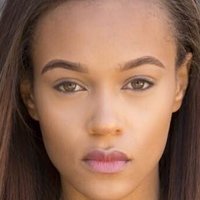 Reign Edwards Naken