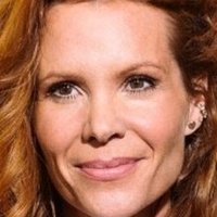 Robyn Lively Naken