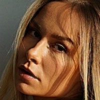 Sabina Kontor Naken