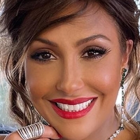 Sahar Manley Naken