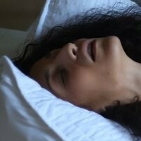 Sara Powol Naken