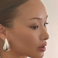Sarah Cheung Naken
